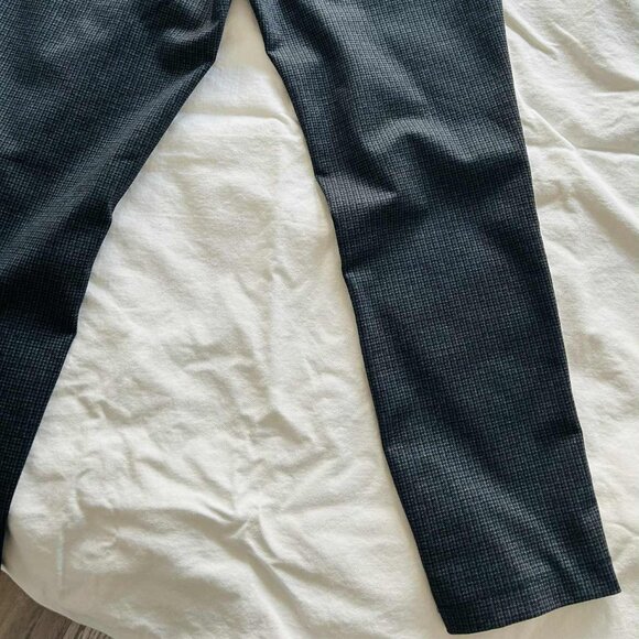 Karl Lagerfeld Paris Charcoal Micro-Check Straight-Leg Pants – US 12 - Picture 4 of 8